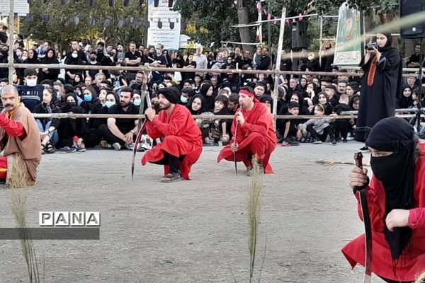 عزاداری شب عاشورا در سطح شهرستان قدس همراه با تعزیه‌خوانی