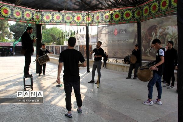 هنرنمایی شبیه‌خوانان آیین سنتی تعزیه در فرهنگسرای خاوران
