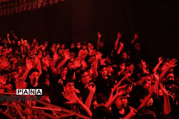 برگزاری اجرای تعزیه شام غریبان دردولت‌آباد کرج