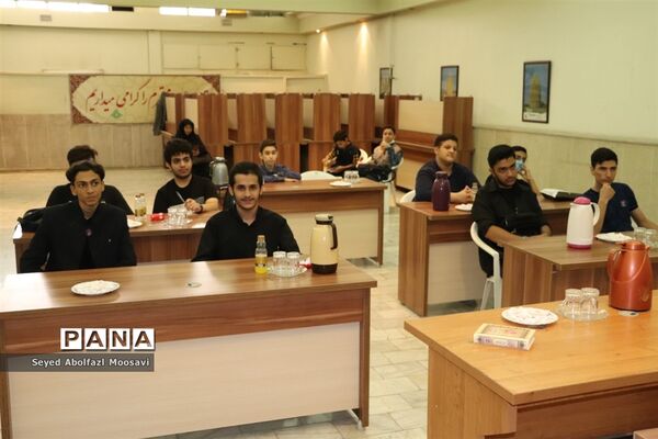 دومین جلسه  یازدهمین دوره مجلس دانش‌آموزی ناحیه 3 مشهد
