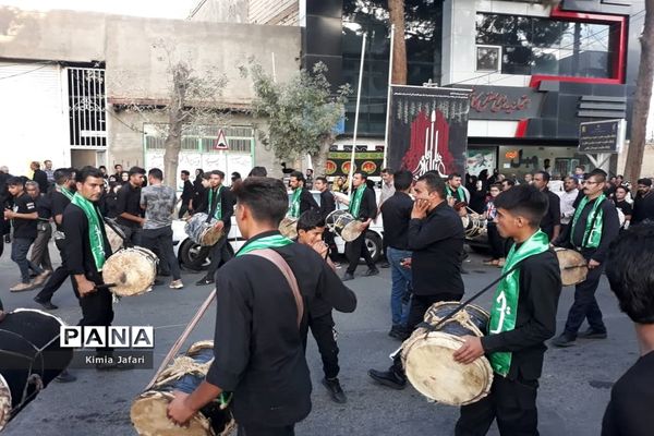 حرکت دسته عزاداری بنی اسد در شهرستان کاشمر