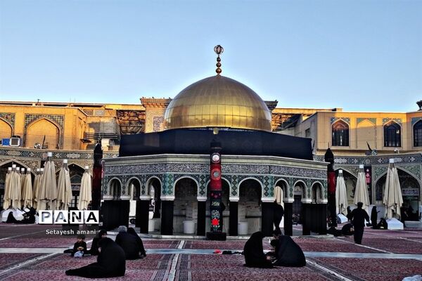 حرم مطهر رضوی در محرم