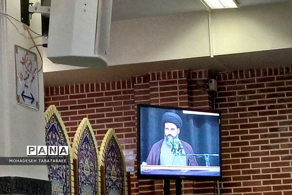 تشییع پیکر دو شهید گمنام در نماز جمعه شهرستان پردیس