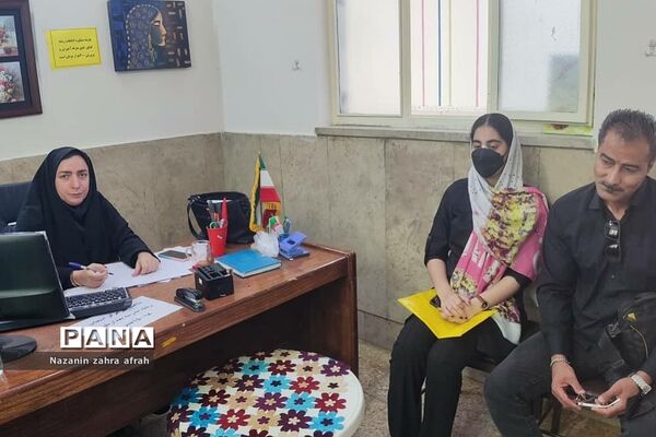 فعالیت کمیته مشاوره انتخاب رشته دانشگاهی در آموزش و‌ پرورش رودهن