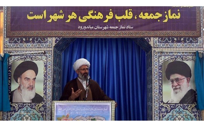 بی حجابی بانوان نمک بر زخم سیدالشهدا است