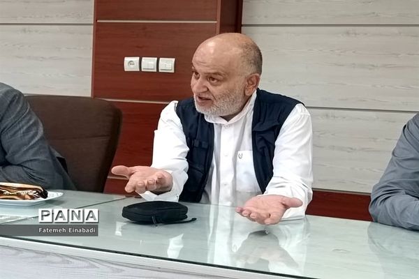 تجلیل از دانش‌آموزان خبرنگار فعال پانا در ملارد