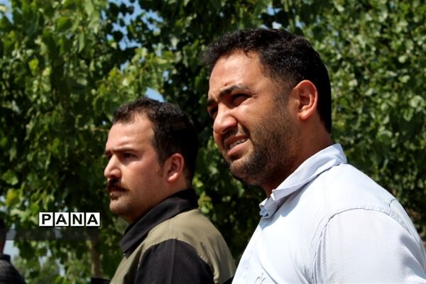 بازدید وزیر اقتصاد از شرکت نکاچوب میاندورود
