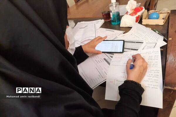 حضور پذیرفته‌شدگان کنکور ۱۴۰۱ در پایگاه‌های انتخاب رشته منطقه ۱۳