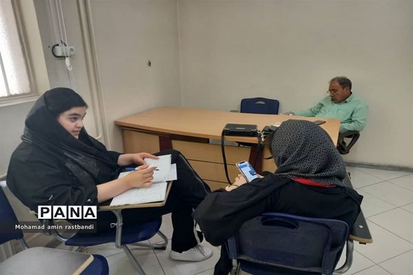 حضور پذیرفته‌شدگان کنکور ۱۴۰۱ در پایگاه‌های انتخاب رشته منطقه ۱۳