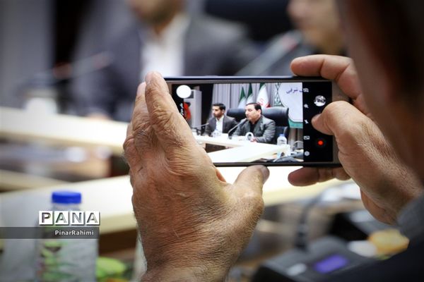 نشست هم‌اندیشی  مدیرکل آموزش و پرورش با اصحاب رسانه