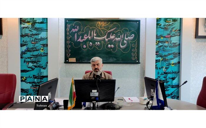 جهاد تبیین، باید در دستور کار مدارس قرار گیرد