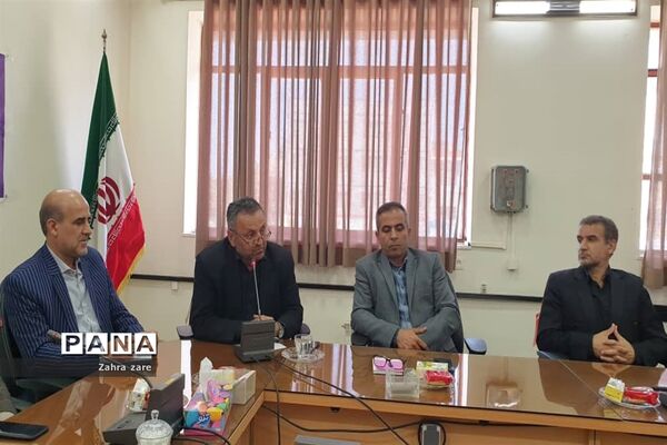 آیین تودیع و معارفه مدیر آموزش وپرورش شهرستان محمود آباد