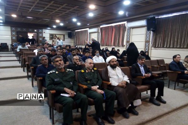 تجلیل از خبرنگاران و فعالان رسانه تربت جام