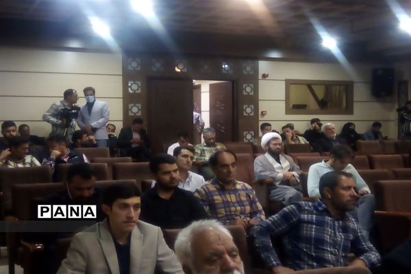 تجلیل از خبرنگاران و فعالان رسانه تربت جام