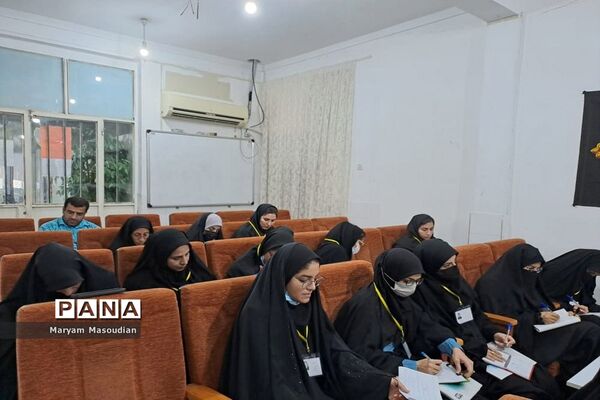 اولین دوره جامع آموزگاری فصل رویش در دشتستان