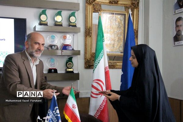 مراسم تقدیر از خبرنگار دانش‌آموزان پانا استان خراسان جنوبی به‌مناسبت روز خبرنگار