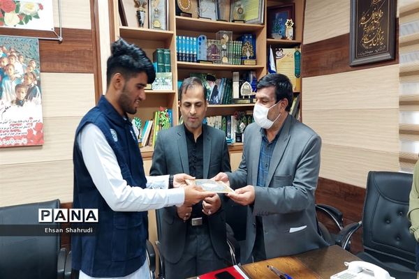 تجلیل از خبرنگاران پانا در سیستان و بلوچستان