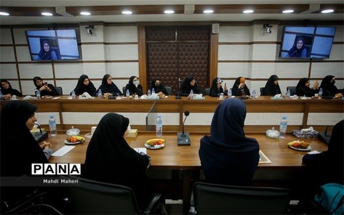 خبرنگاری در پانا فرصت تربیتی برای دانش‌آموزان است