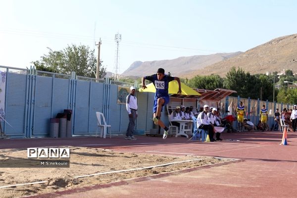 مسابقات دو و میدانی دانش‌آموزی در مرحله کشوری