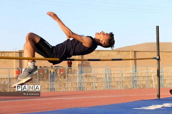 مسابقات دو و میدانی دانش‌آموزی در مرحله کشوری