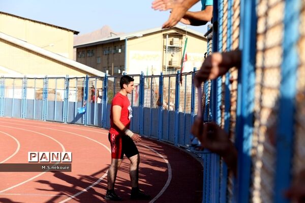مسابقات دو و میدانی دانش‌آموزی در مرحله کشوری