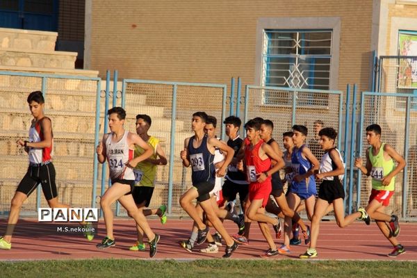 مسابقات دو و میدانی دانش‌آموزی در مرحله کشوری