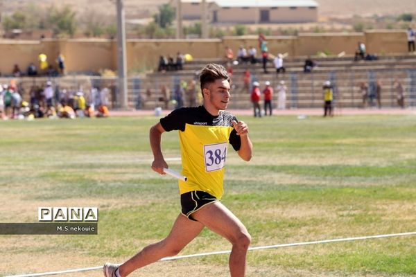 مسابقات دو و میدانی دانش‌آموزی در مرحله کشوری