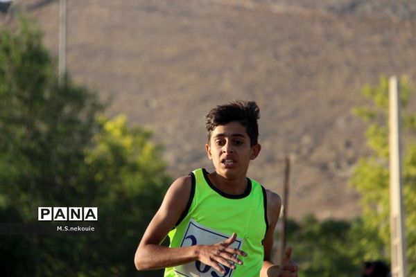 مسابقات دو و میدانی دانش‌آموزی در مرحله کشوری