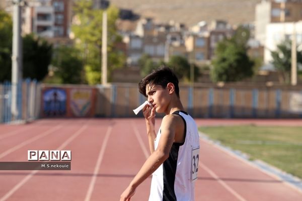 مسابقات دو و میدانی دانش‌آموزی در مرحله کشوری