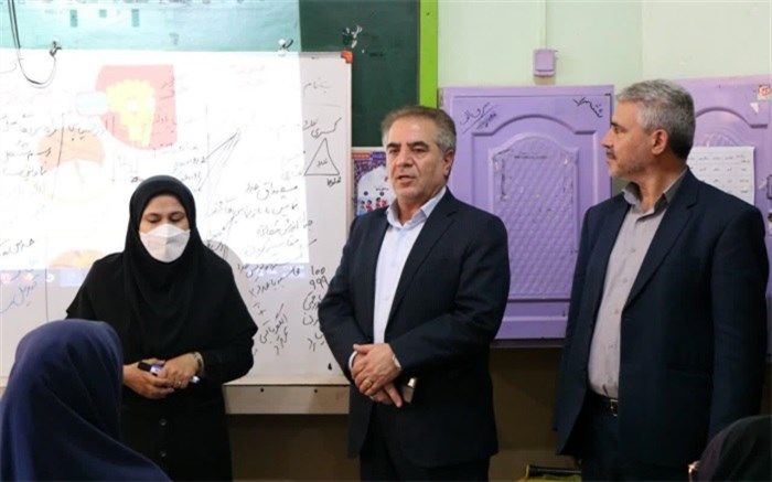 برگزاری دوره بازآموزی کتب درسی با حضور مولفان و مدرسان وزارتی در آذربایجان‌غربی