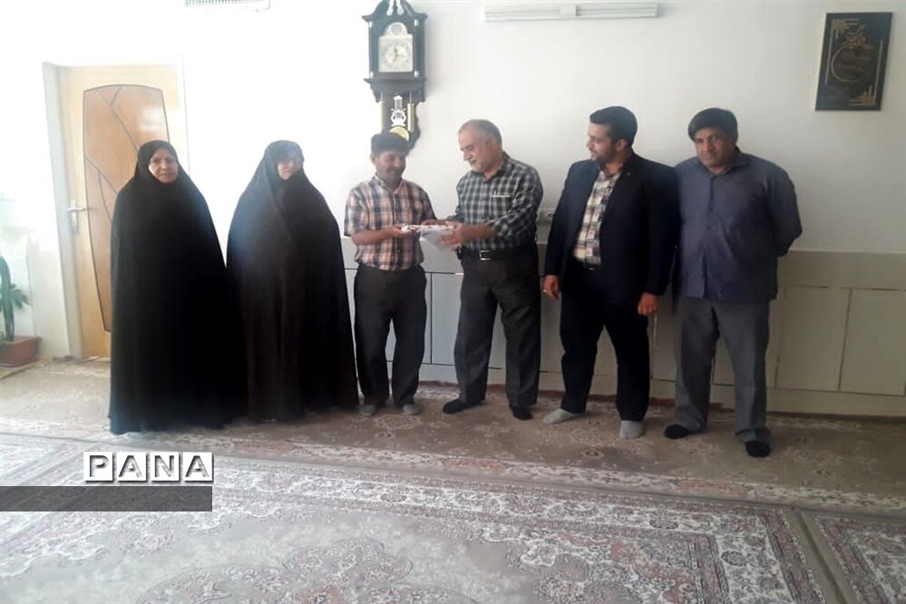 دیدار مدیر آموزش و پرورش فلاورجان با آزادگان دوران دفاع مقدس