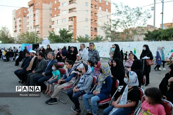 نمایشگاه استانی هفت در هفت در کانون سراج
