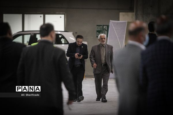 آیین بهره‌برداری از بزرگترین پایانه زیرزمینی قطارهای شهری در کشور