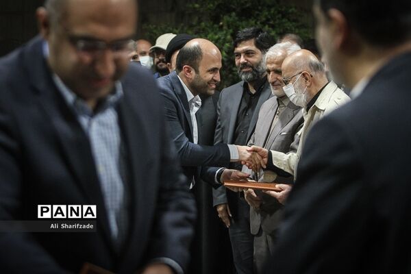 آیین بهره‌برداری از بزرگترین پایانه زیرزمینی قطارهای شهری در کشور