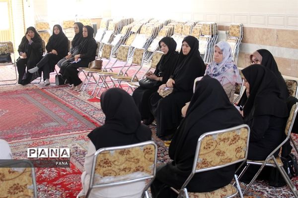 جلسه هماهنگی کمیته‌های اردوی ملی قطبی دانش‌آموزان پیشتاز قطب 5 آذربایجان غربی