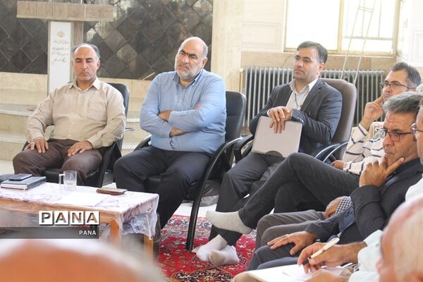 جلسه هماهنگی کمیته‌های اردوی ملی قطبی دانش‌آموزان پیشتاز قطب 5 آذربایجان غربی
