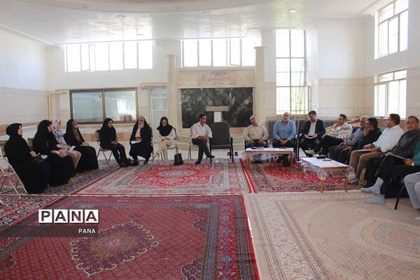 جلسه هماهنگی کمیته‌های اردوی ملی قطبی دانش‌آموزان پیشتاز قطب 5 آذربایجان غربی