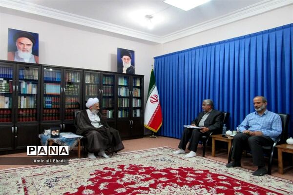 دیدار رئیس دانشگاه علمی کاربردی مازندران با نماینده ولی فقیه