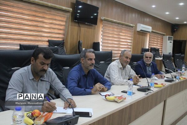 نشست هم‌اندیشی و بررسی مسائل و مشکلات ورزش روستایی و هماهنگی جام پرچم استان بوشهر