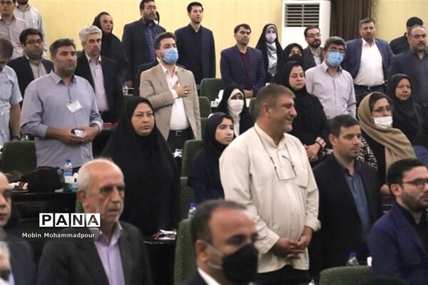 نشست خبری استاندار آذربایجان شرقی به‌مناسبت هفته دولت