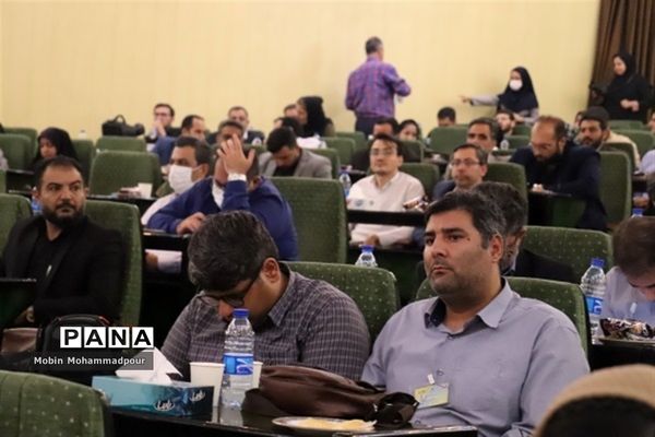 نشست خبری استاندار آذربایجان شرقی به‌مناسبت هفته دولت