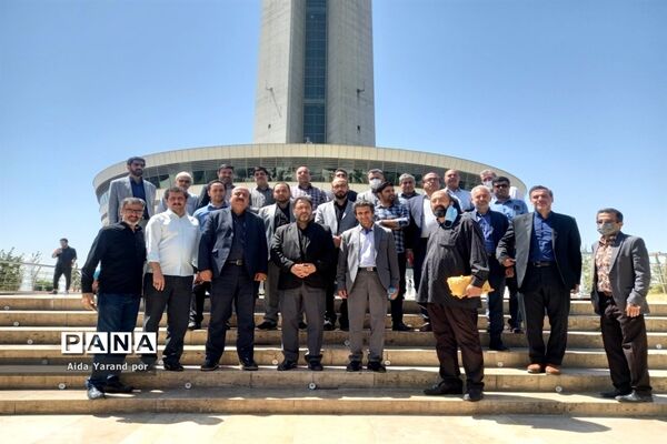 همایش مدیران مدارس منطقه ۱۴  در برج میلاد