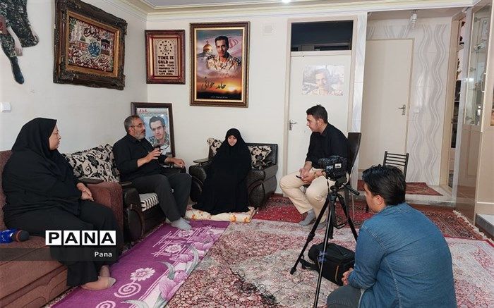 هر جوان و نوجوانی، یک شهید را به عنوان الگوی زندگی خود انتخاب کند