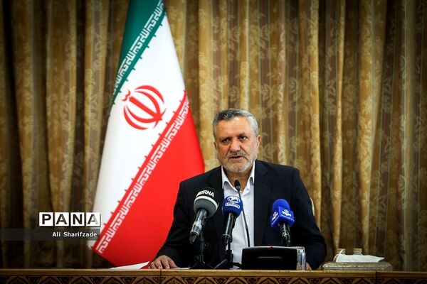 نشست خبری معاون اجرایی رئیس‌جمهور و سرپرست نهاد ریاست‌جمهوری