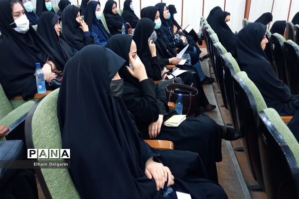 همایش پیرامون مسائل نوجوانان در شوشتر