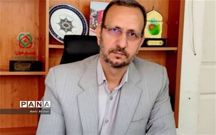 پزشک ضامن سلامت جامعه و امنیت روحی بیماران است