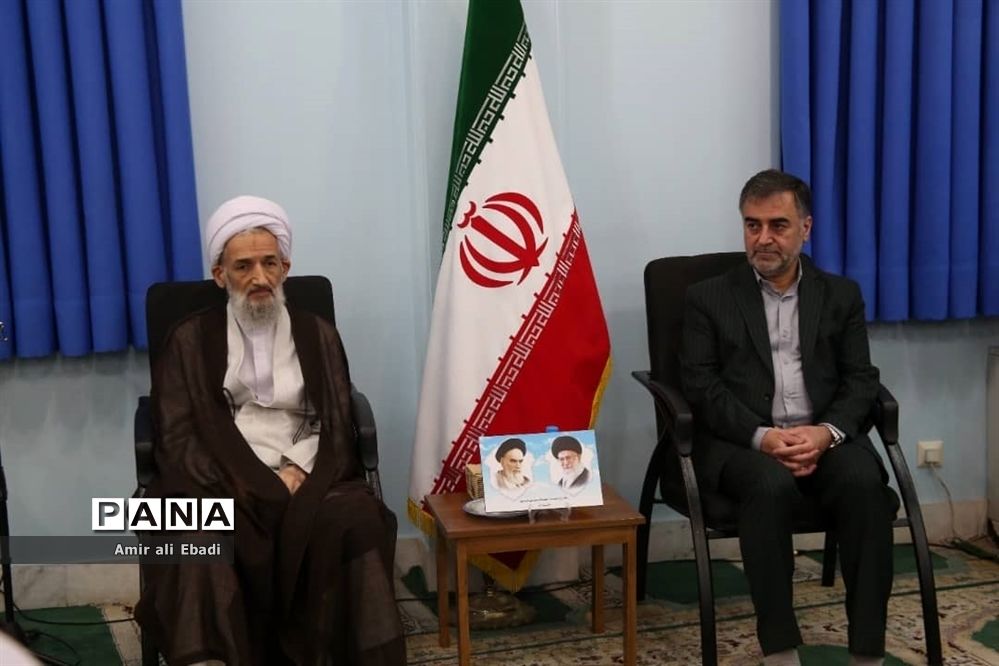 دیدار استاندار مازندران با نماینده ولی فقیه