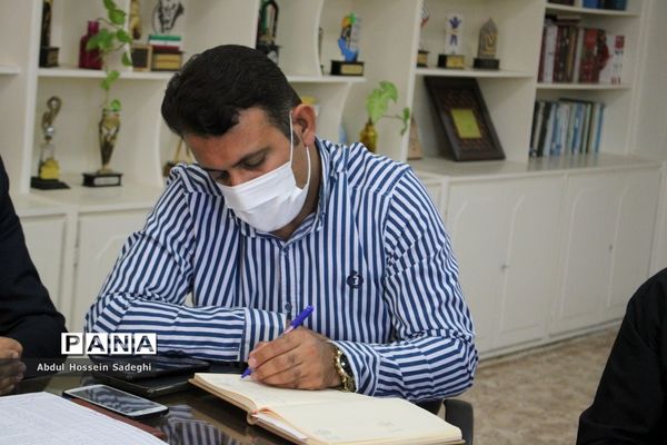 جلسه هماهنگی همایش دختران فاطمی رهروان زینبی در بوشهر