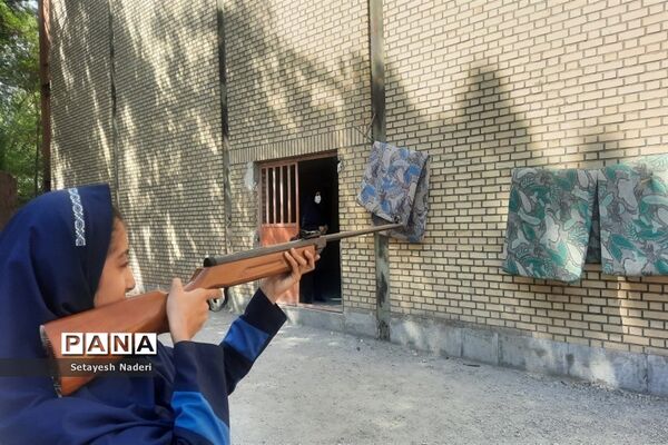 برگزاری اردوی تربیتی مثبت هشتادی‌ها با حضور دانش‌آموزان قرچک