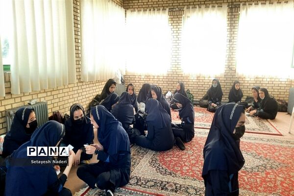 برگزاری اردوی تربیتی مثبت هشتادی‌ها با حضور دانش‌آموزان قرچک